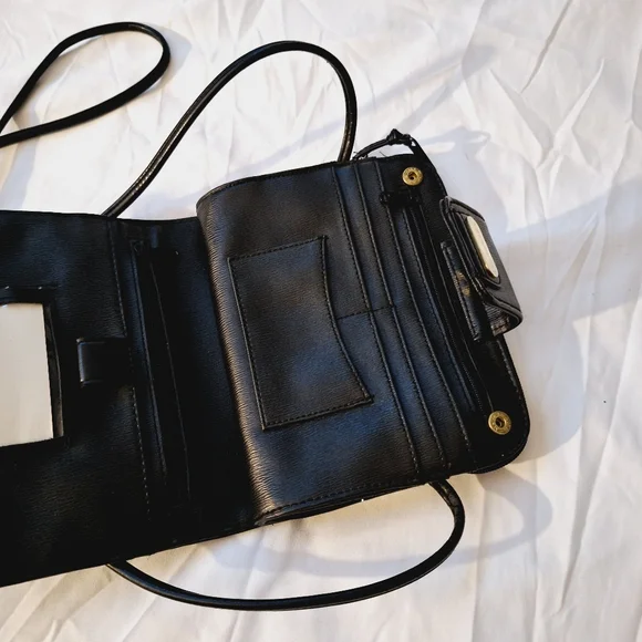 LIZ CLAIBOURNE GENIUNE LEATHER CROSSBODY BAG – VINTAGE - Picture 5 of 9